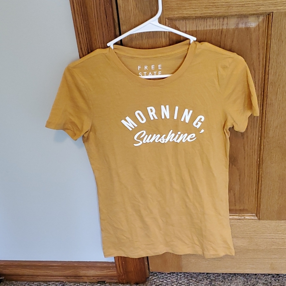 Tee shirt